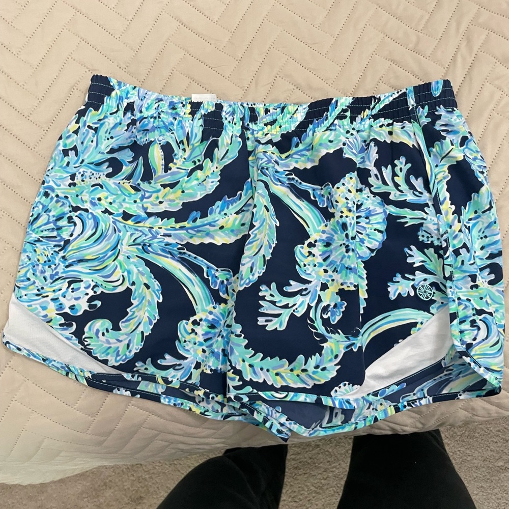 Lilly Pulitzer luxletic trail shorts